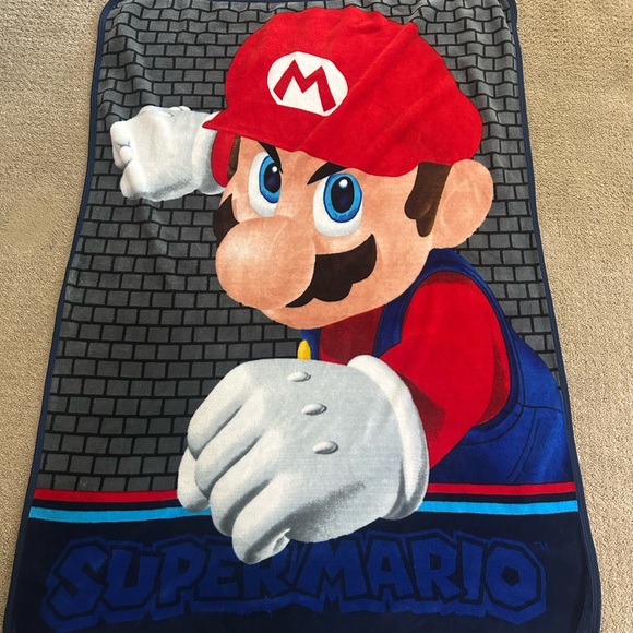 Franco Manufacturing Super Mario Polyester 46”x60” Throw Blanket - Picture 1 of 2